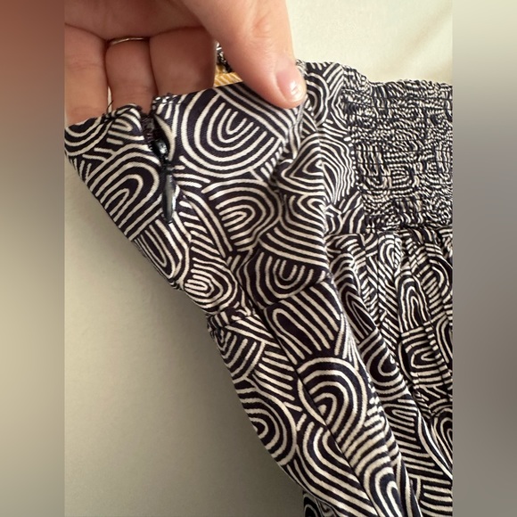 Anthropologie Odille Navy/Yellow Geometric Bow Structured Tank Top Size 0 EUC - Picture 6 of 8